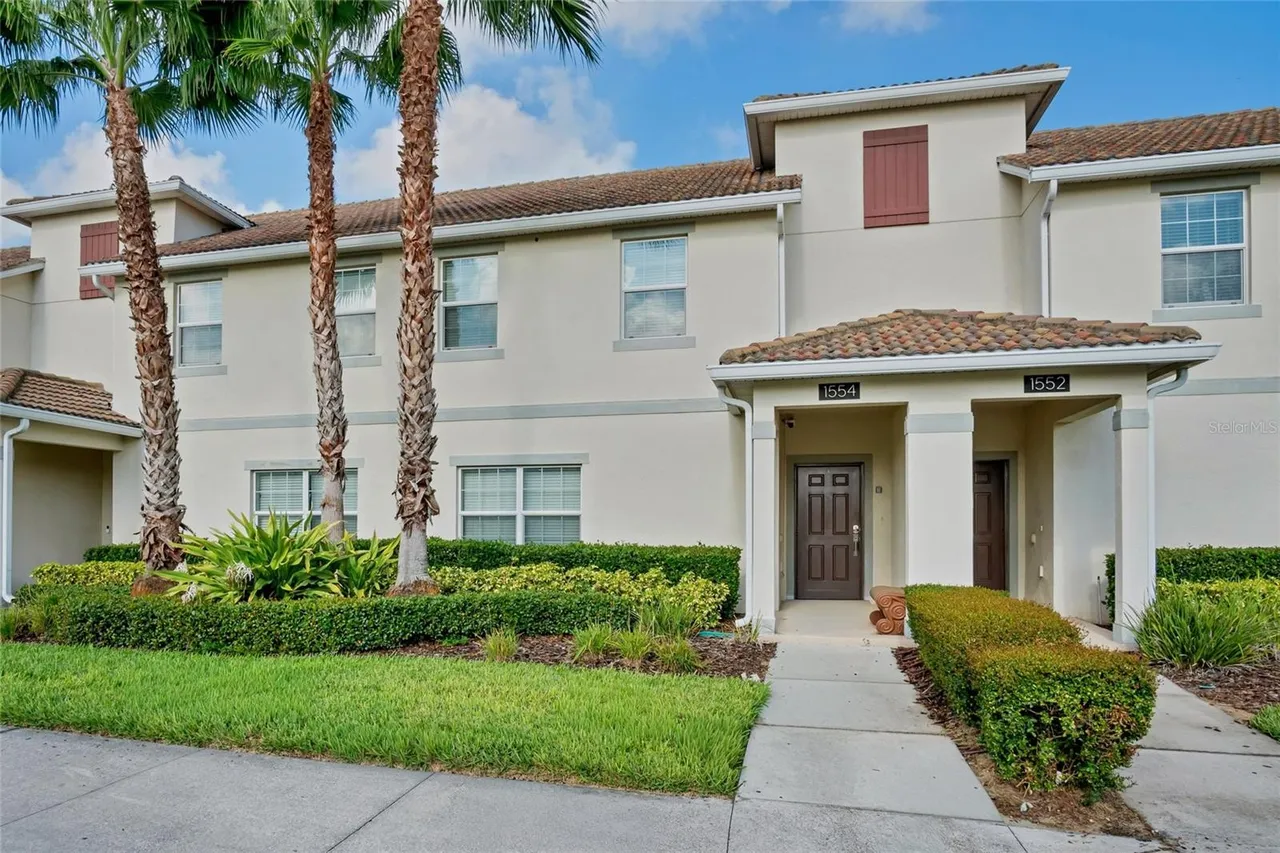 Slide show image of the Orlando Florida Home for Sale 04