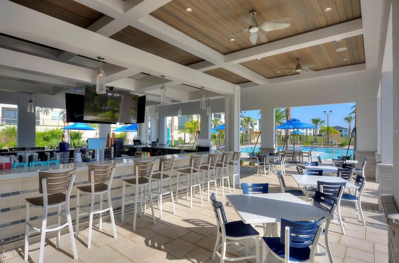 Slide show image of the Orlando Florida Home for Sale 31