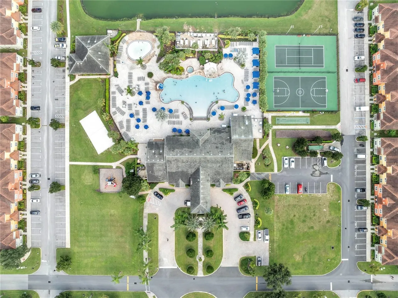 Slide show image of the Orlando Florida Home for Sale 55