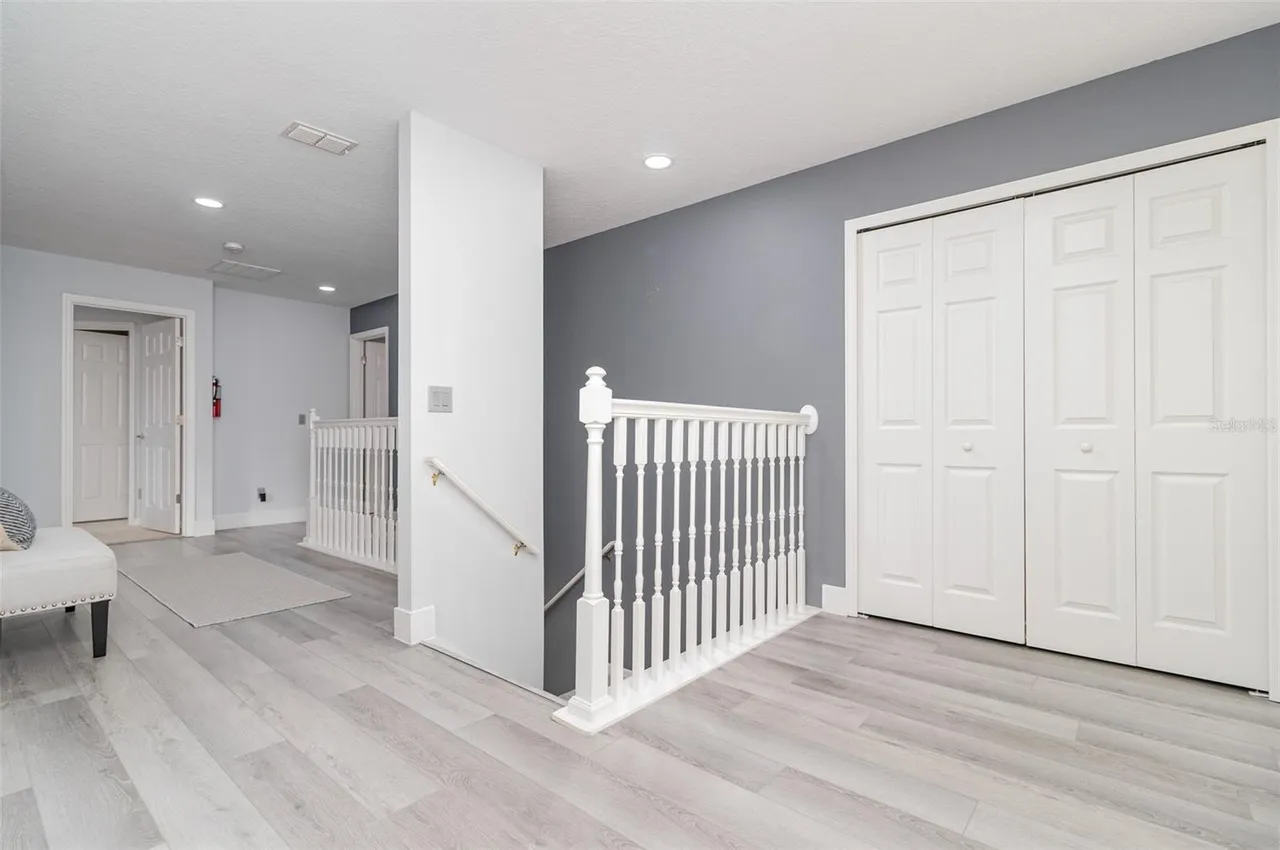 Slide show image of the Orlando Florida Home for Sale 17