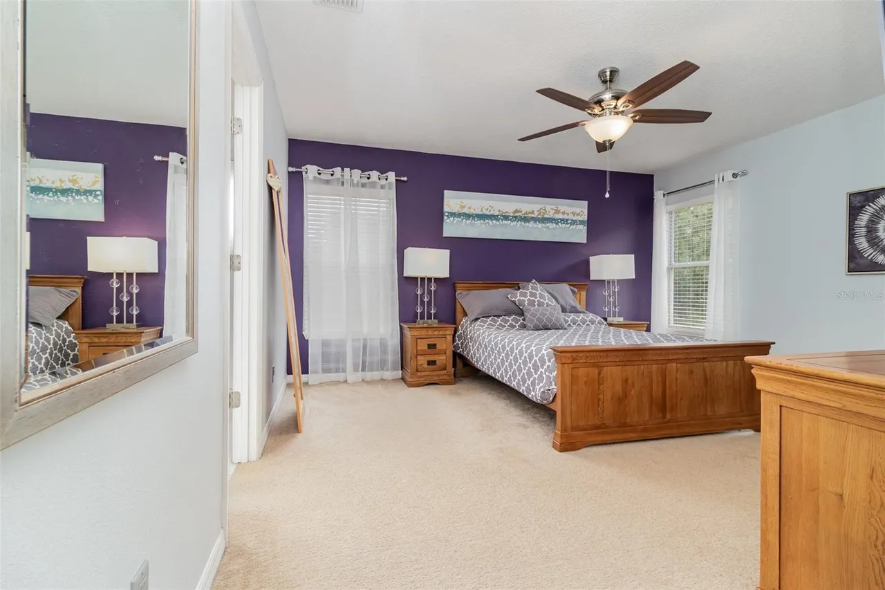 Slide show image of the Orlando Florida Home for Sale 20