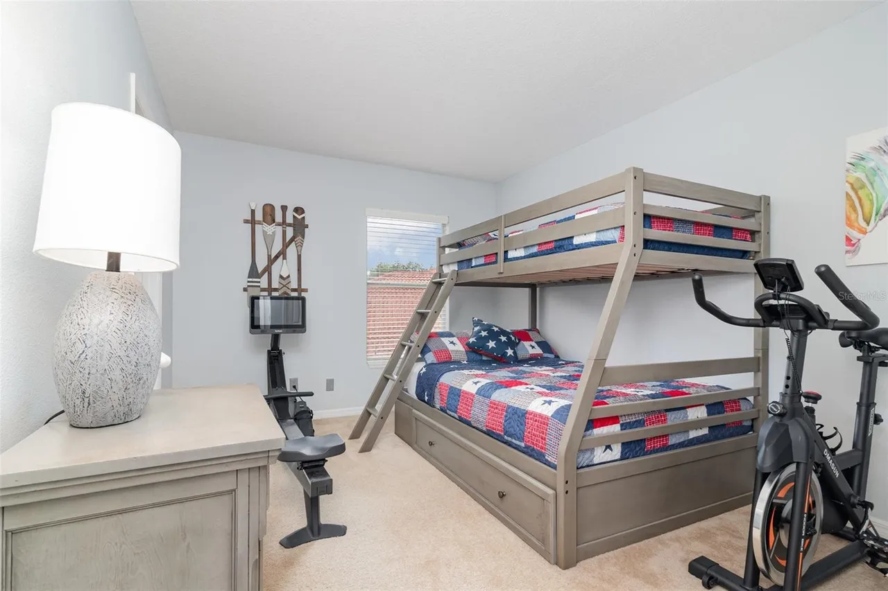 Slide show image of the Orlando Florida Home for Sale 27