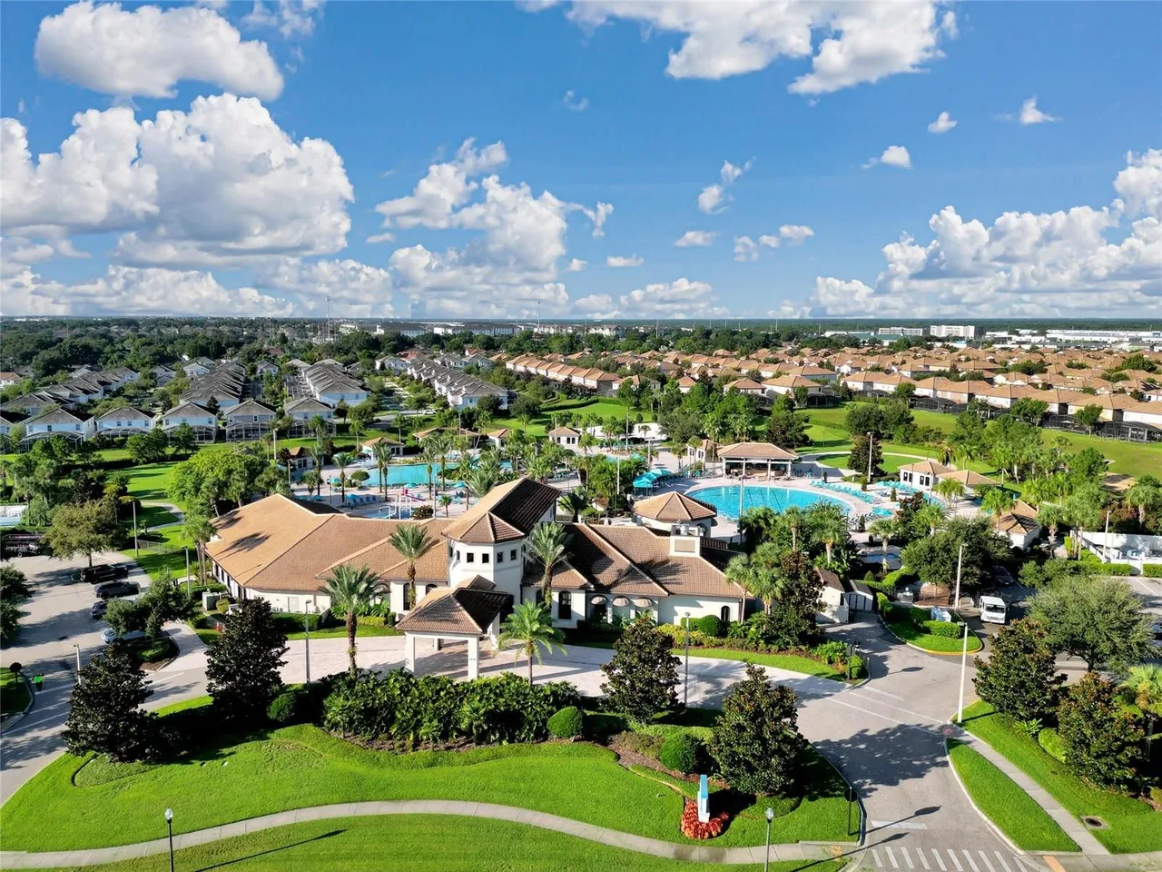 Slide show image of the Orlando Florida Home for Sale 26