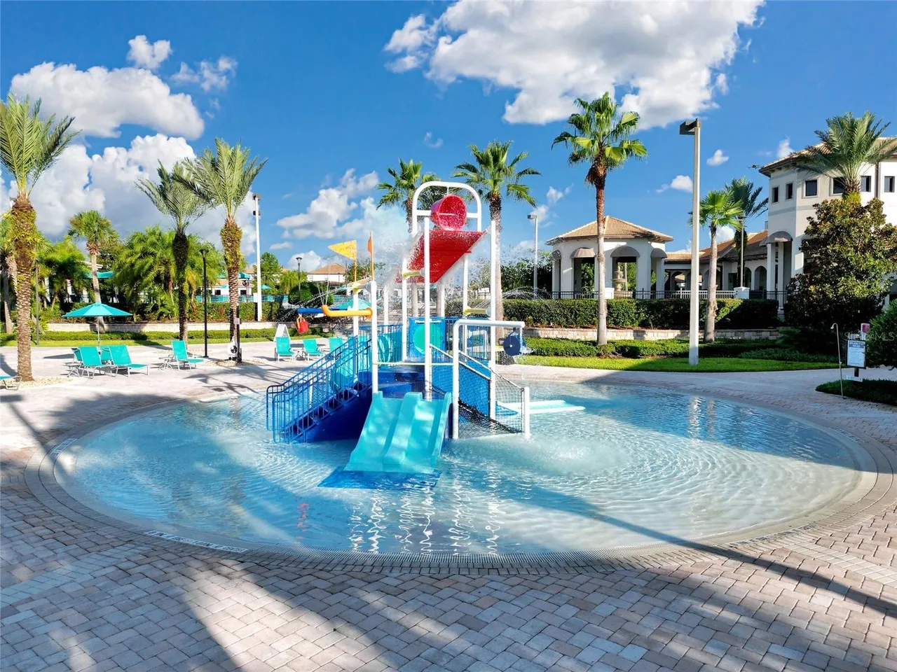 Slide show image of the Orlando Florida Home for Sale 28