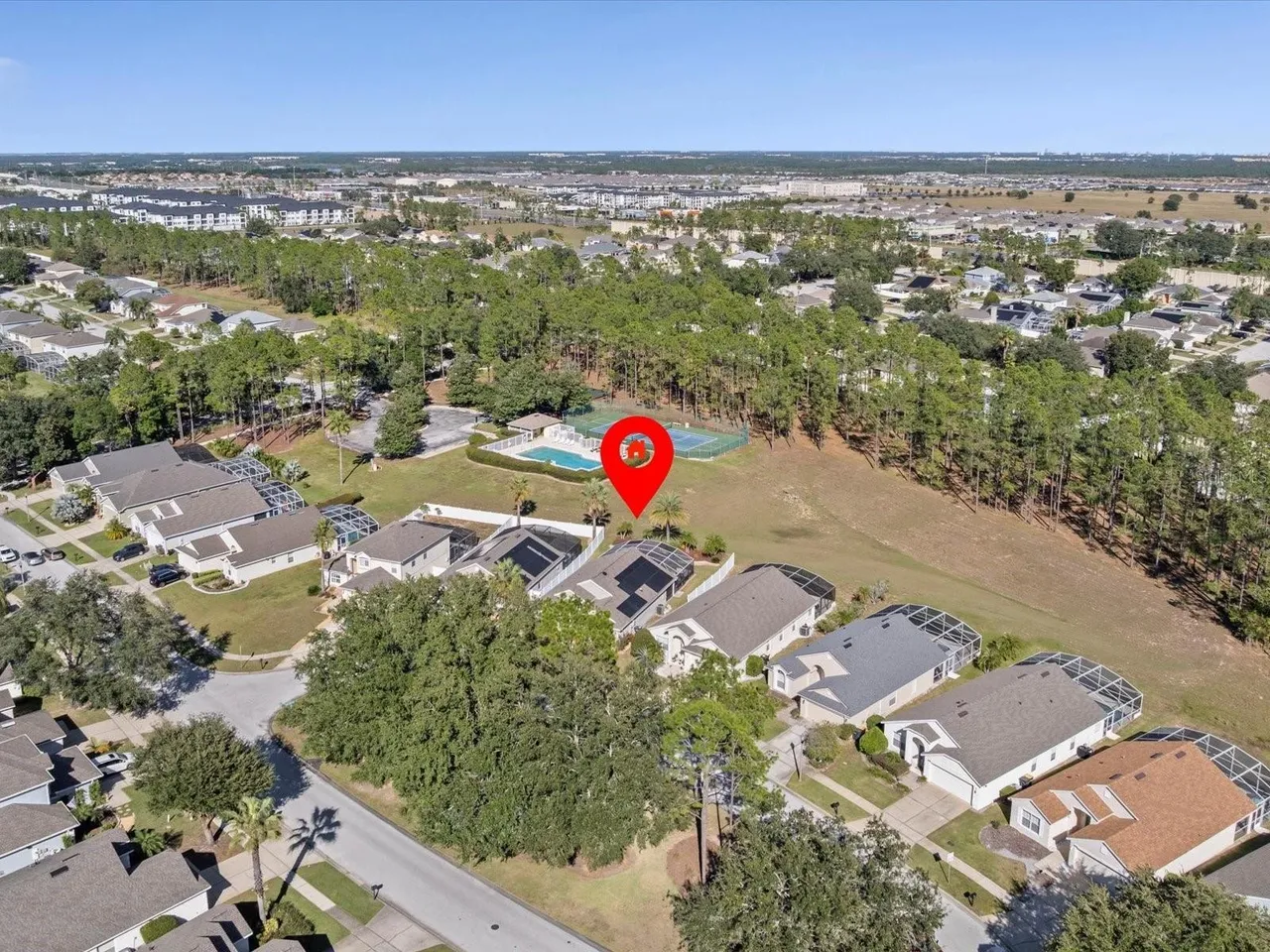 Slide show image of the Orlando Florida Home for Sale 30