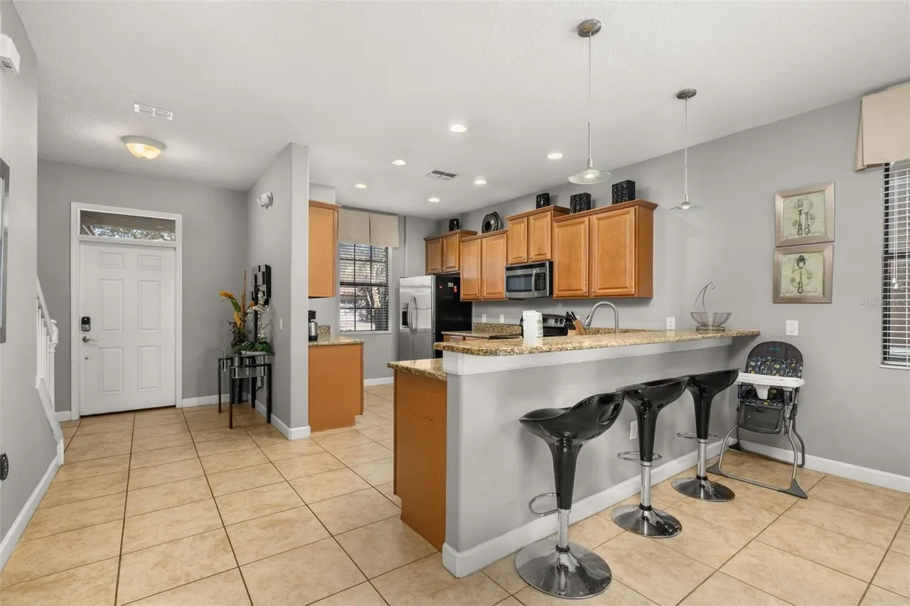 Slide show image of the Orlando Florida Home for Sale 10