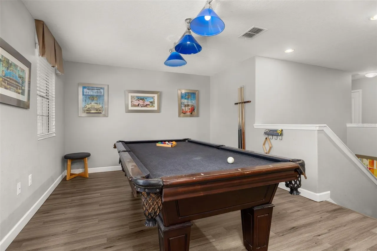 Slide show image of the Orlando Florida Home for Sale 23