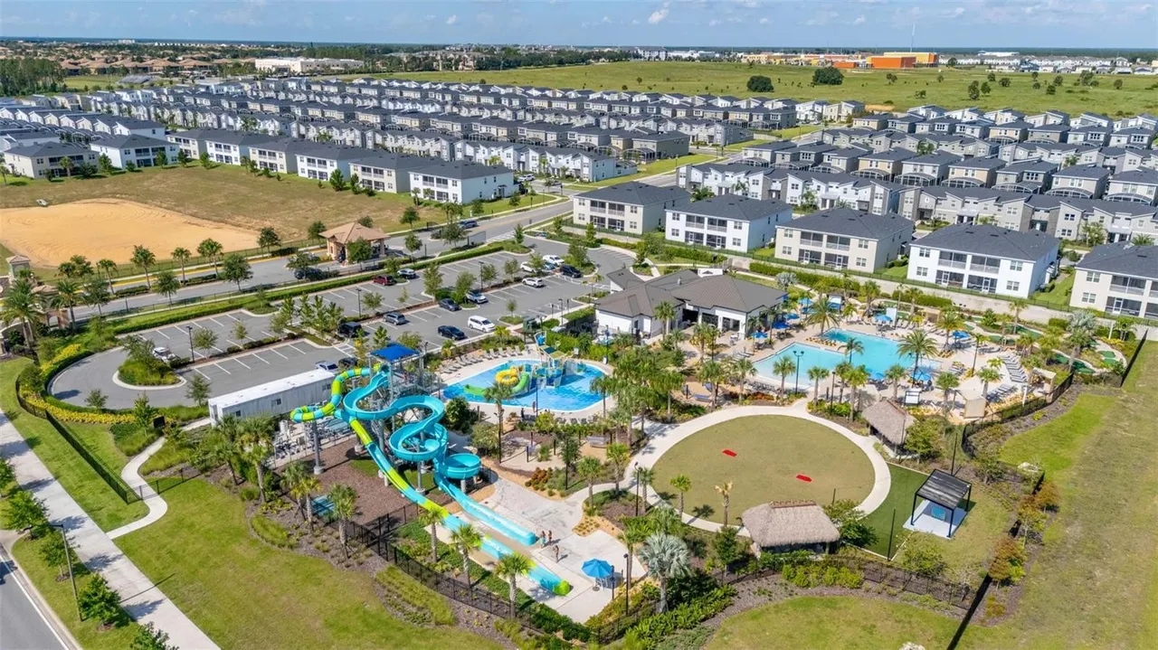 Slide show image of the Orlando Florida Home for Sale 65