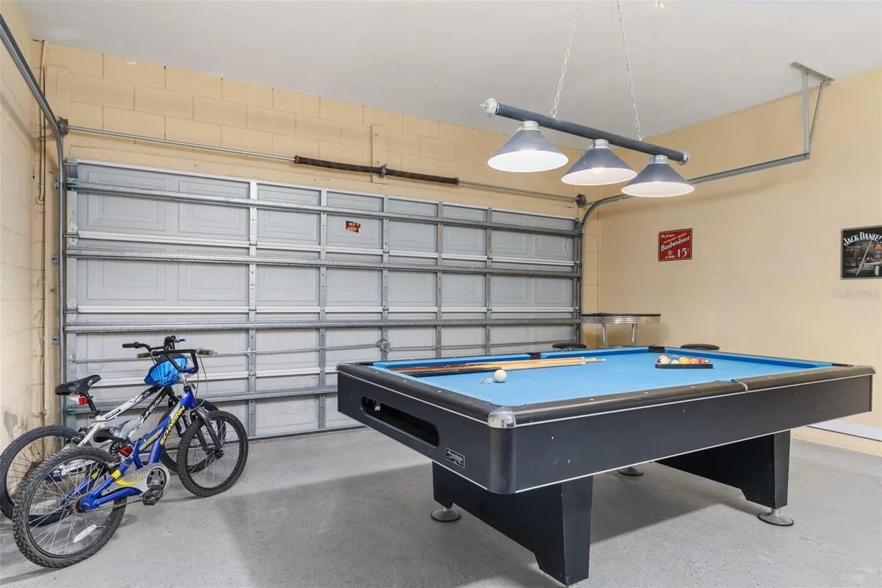 Slide show image of the Orlando Florida Home for Sale 65