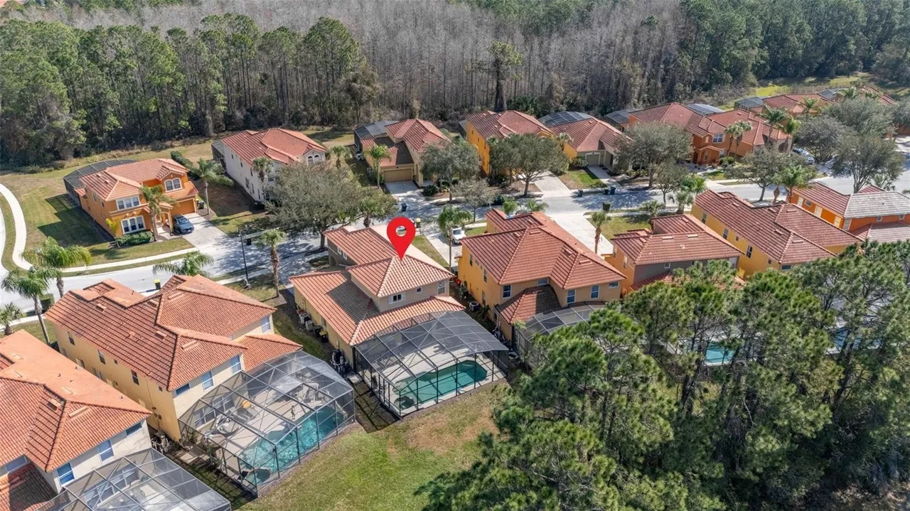 Slide show image of the Orlando Florida Home for Sale 68