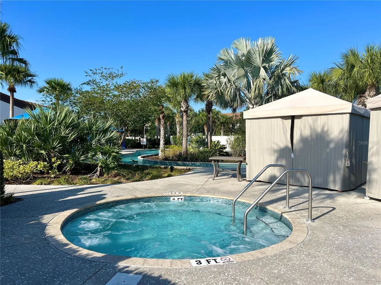 Slide show image of the Orlando Florida Home for Sale 49