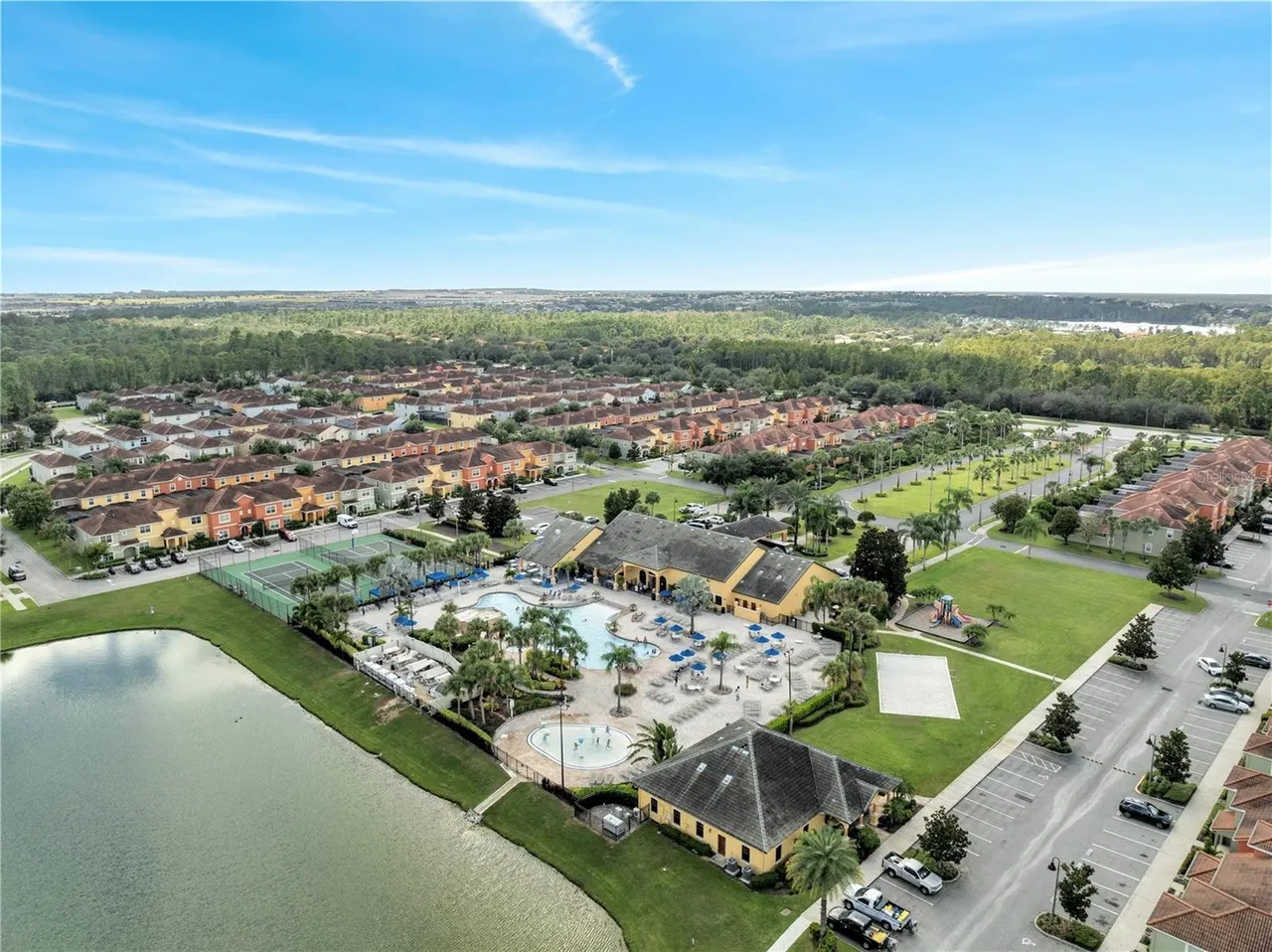 Slide show image of the Orlando Florida Home for Sale 56