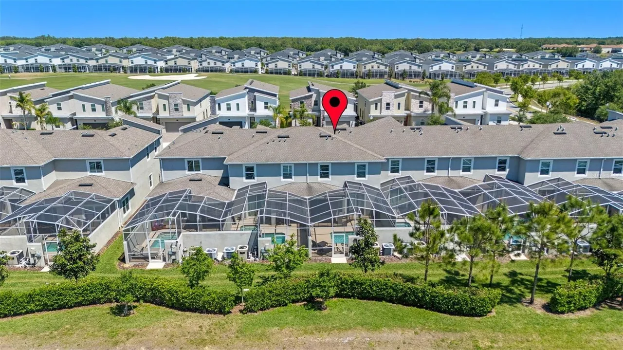 Slide show image of the Orlando Florida Home for Sale 48