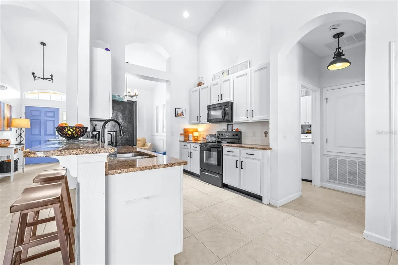 Slide show image of the Orlando Florida Home for Sale 16