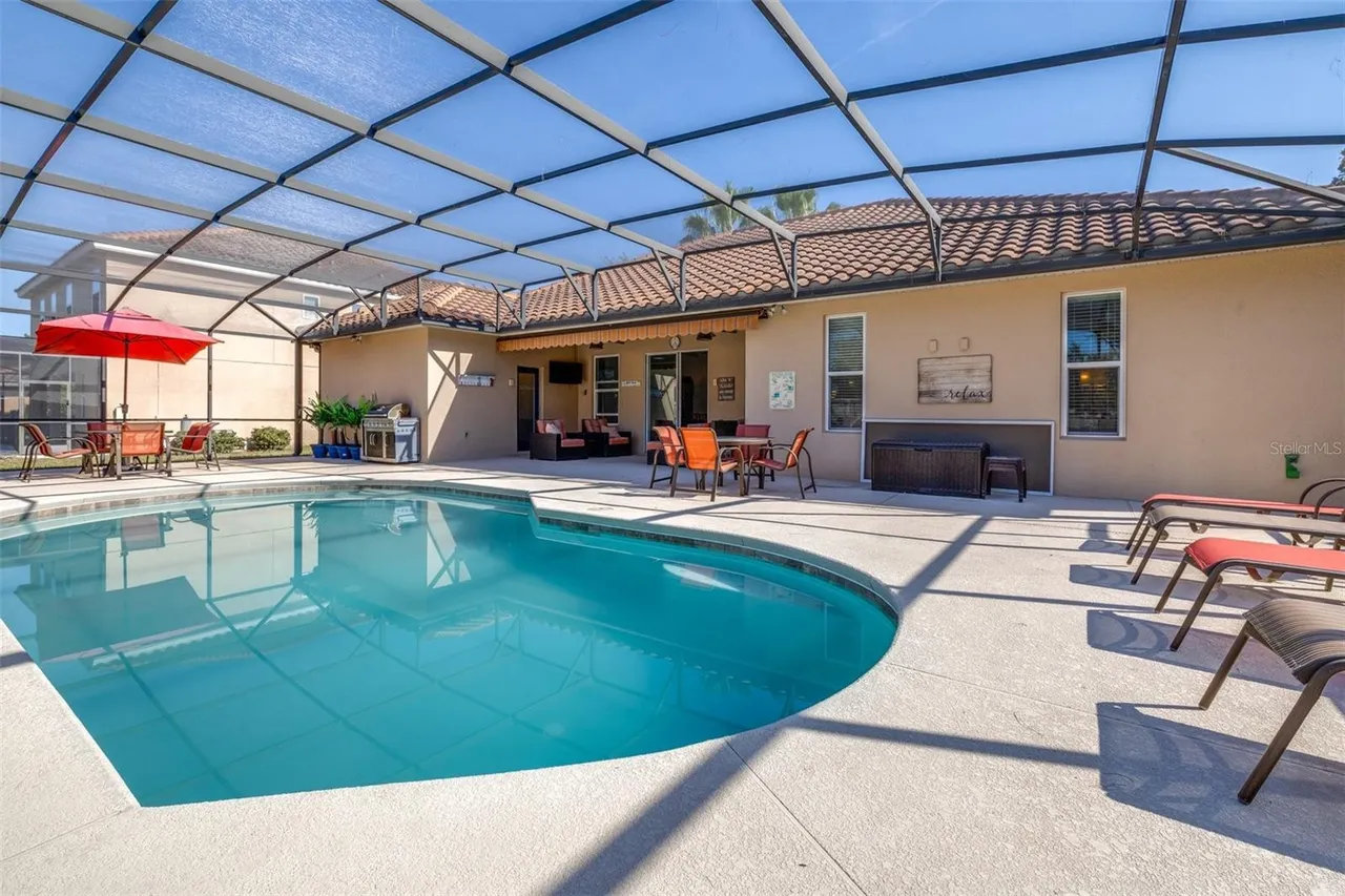 Slide show image of the Orlando Florida Home for Sale 41