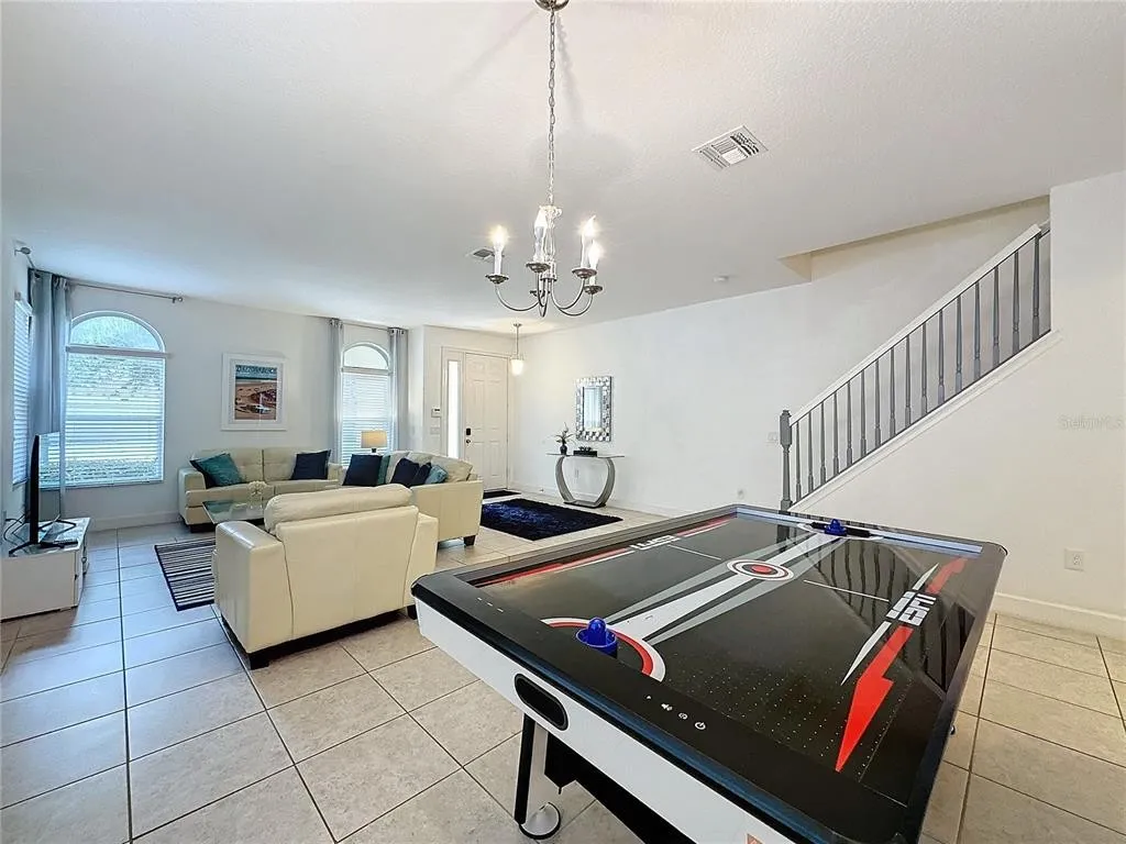 Slide show image of the Orlando Florida Home for Sale 07