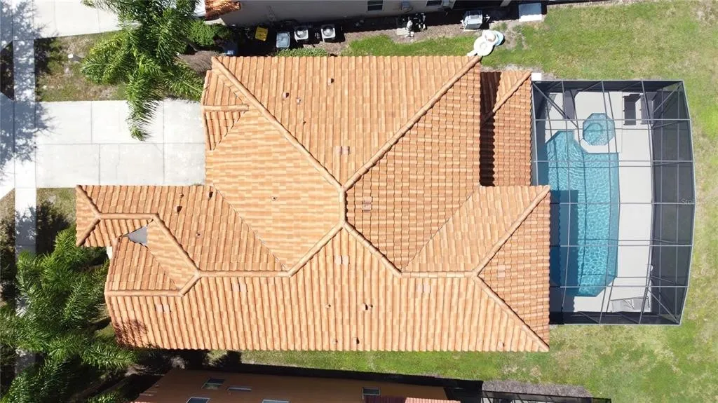 Slide show image of the Orlando Florida Home for Sale 61