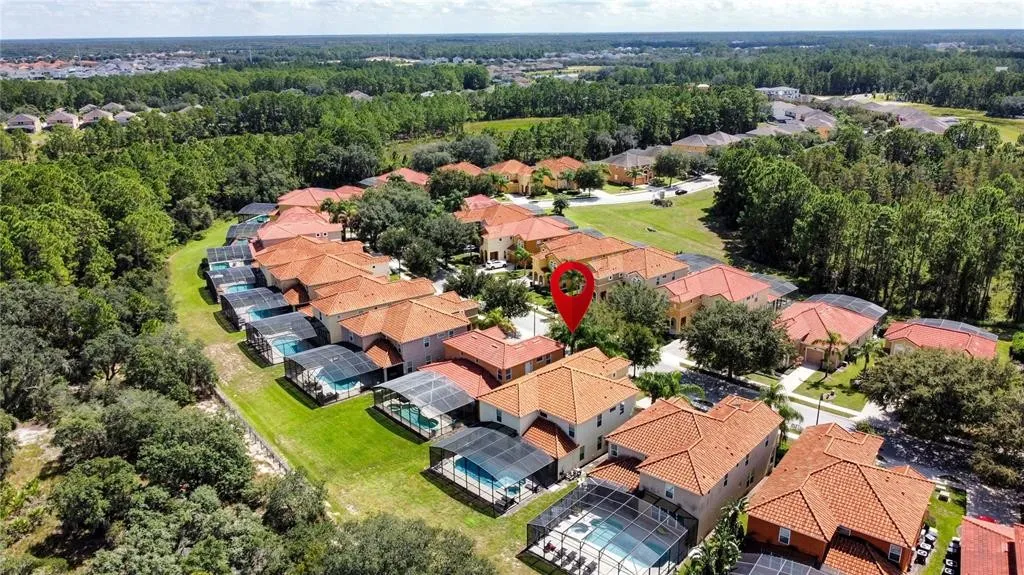 Slide show image of the Orlando Florida Home for Sale 70