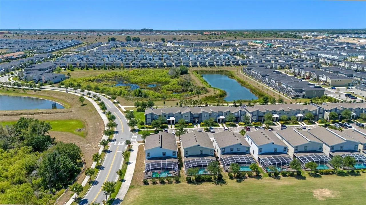 Slide show image of the Orlando Florida Home for Sale 51