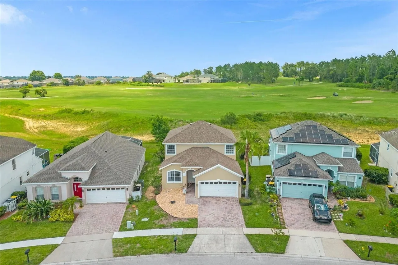 Slide show image of the Orlando Florida Home for Sale 08