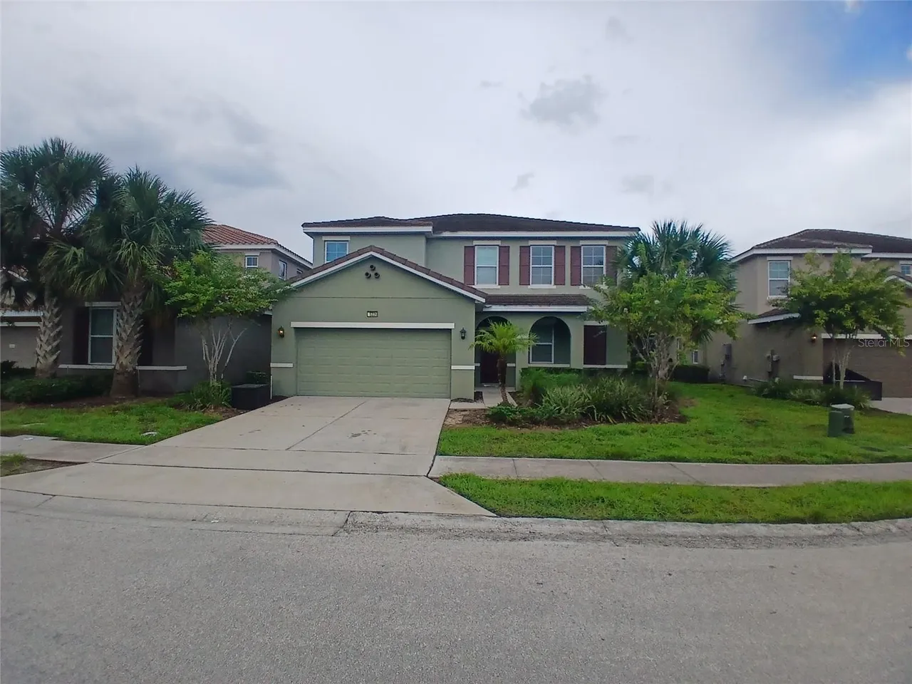 Slide show image of the Orlando Florida Home for Sale 02