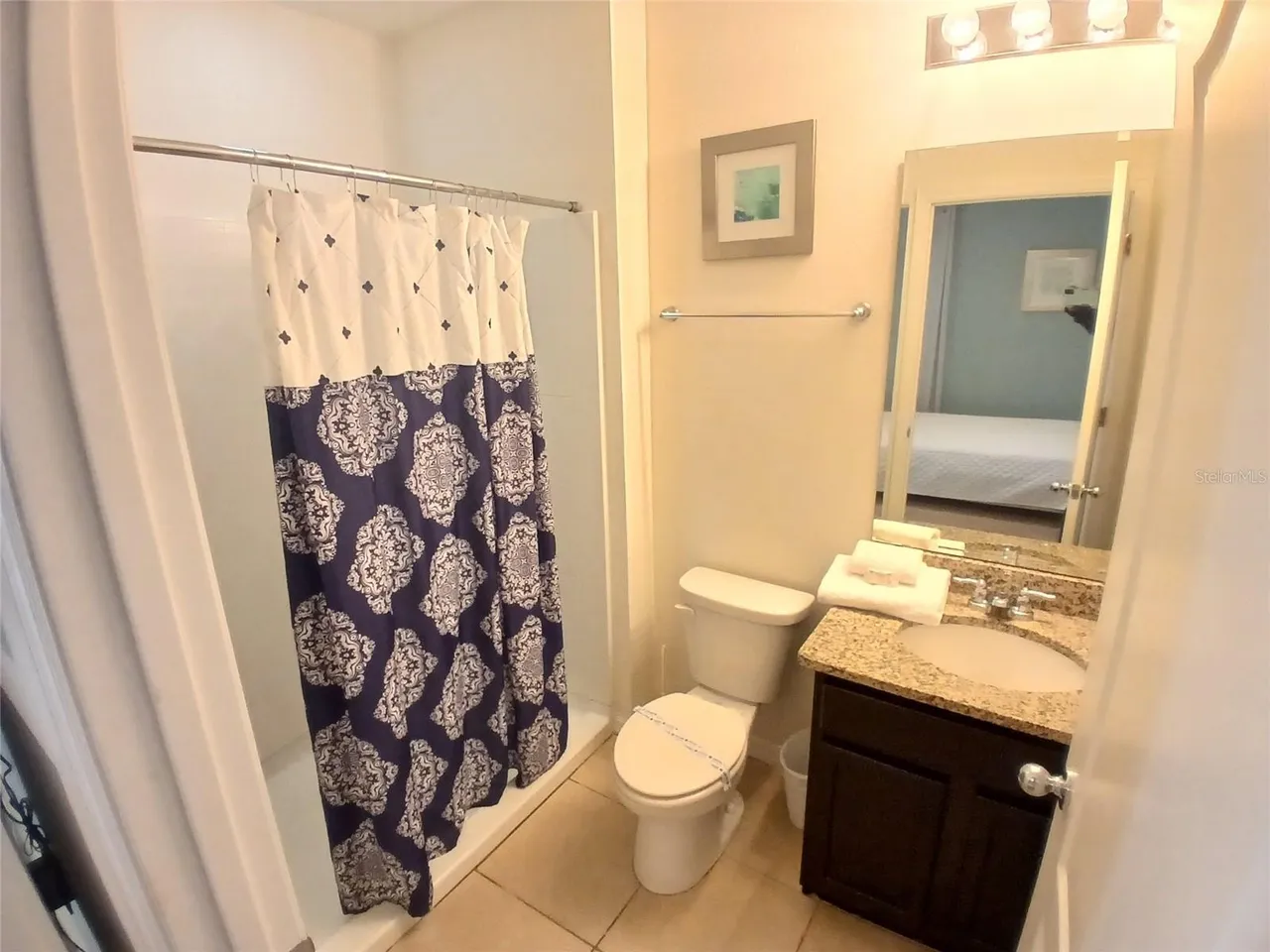 Slide show image of the Orlando Florida Home for Sale 39