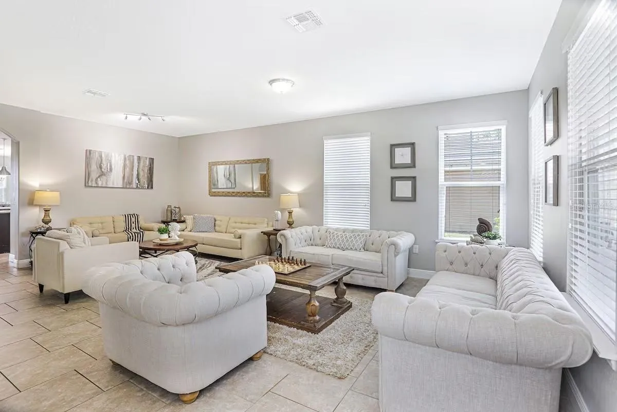 Slide show image of the Orlando Florida Home for Sale 04