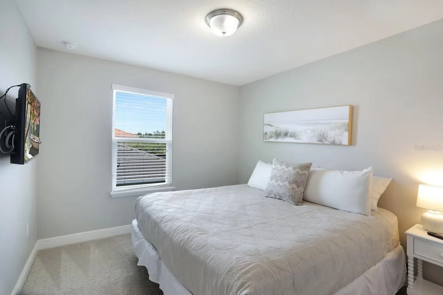 Slide show image of the Orlando Florida Home for Sale 15