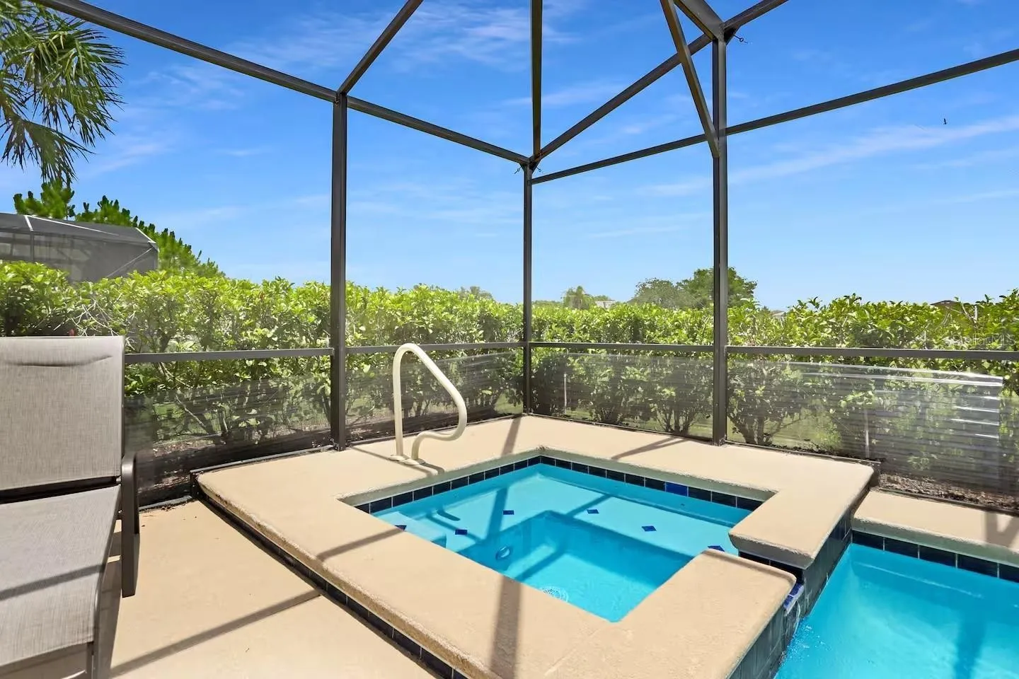 Slide show image of the Orlando Florida Home for Sale 26