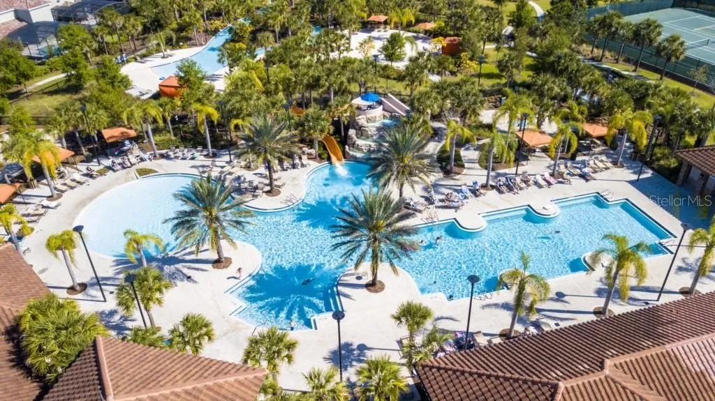 Slide show image of the Orlando Florida Home for Sale 37