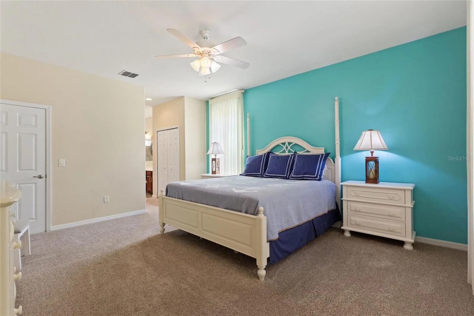 Slide show image of the Orlando Florida Home for Sale 20