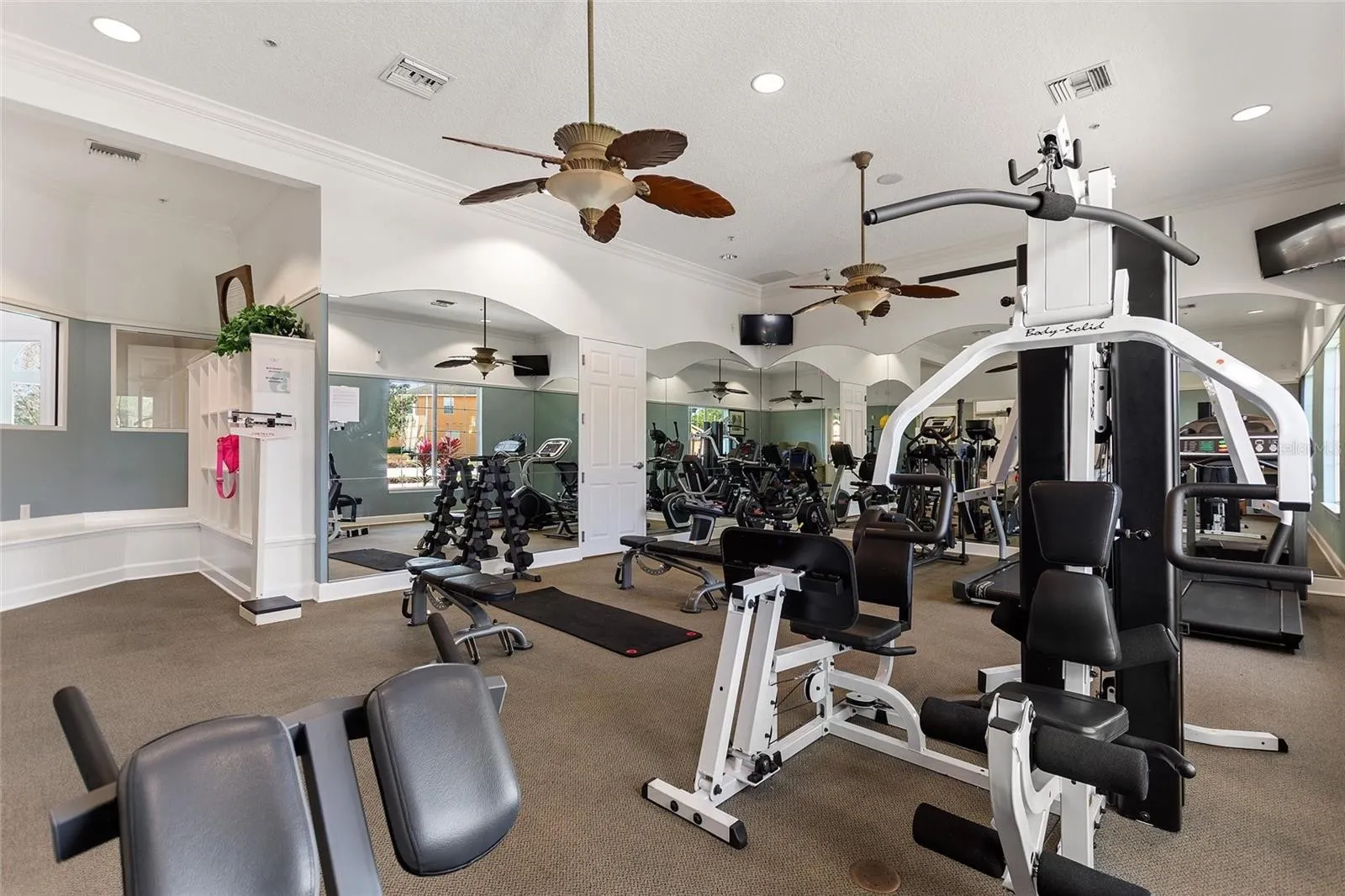 Slide show image of the Orlando Florida Home for Sale 64