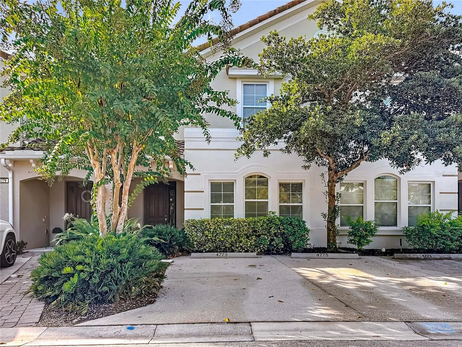 Slide show image of the Orlando Florida Home for Sale 02