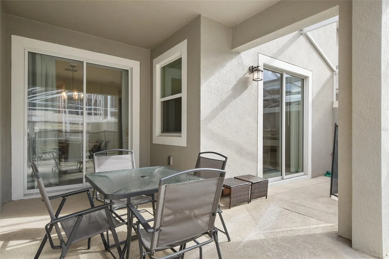 Slide show image of the Orlando Florida Home for Sale 25