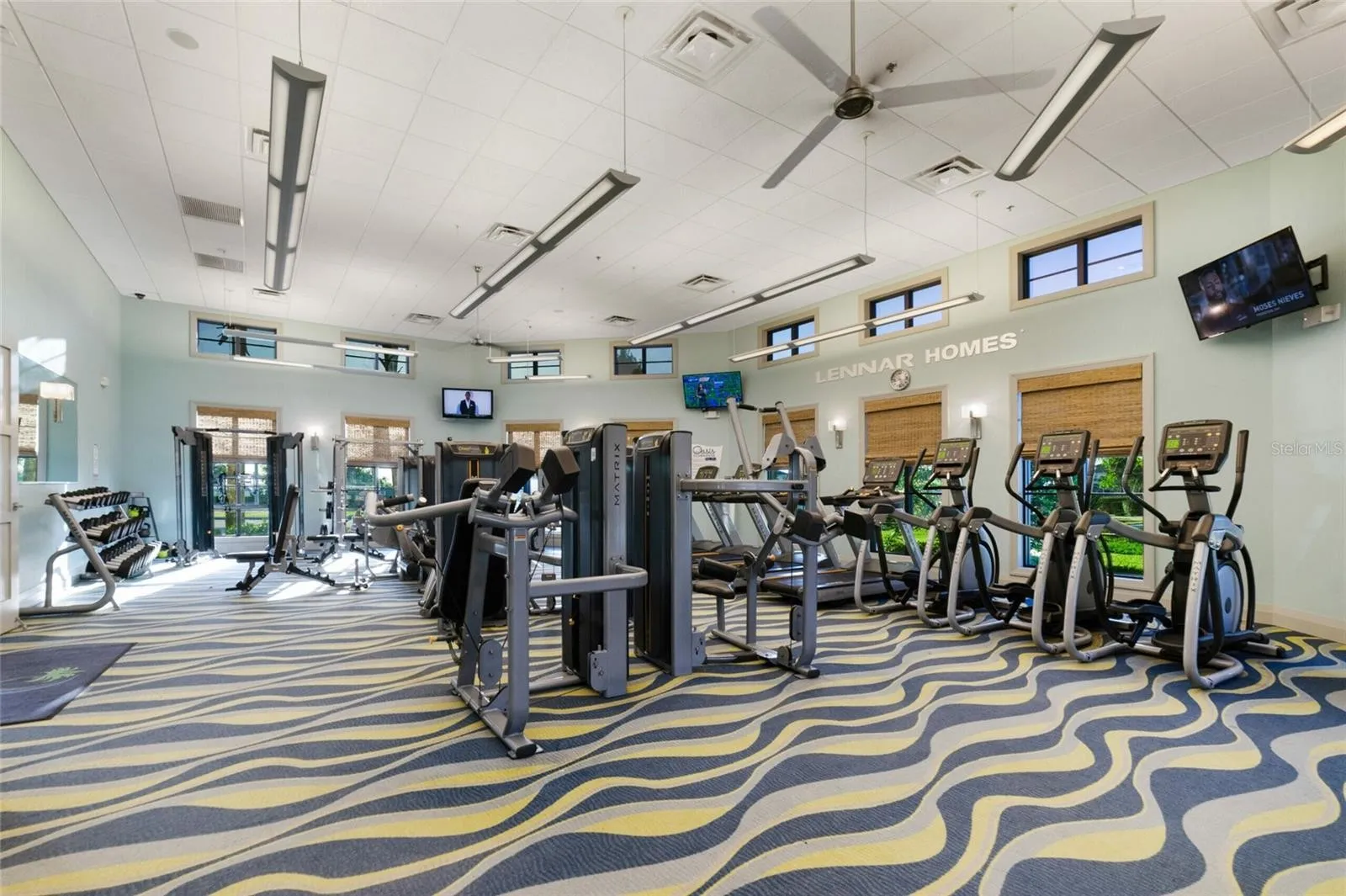 Slide show image of the Orlando Florida Home for Sale 52