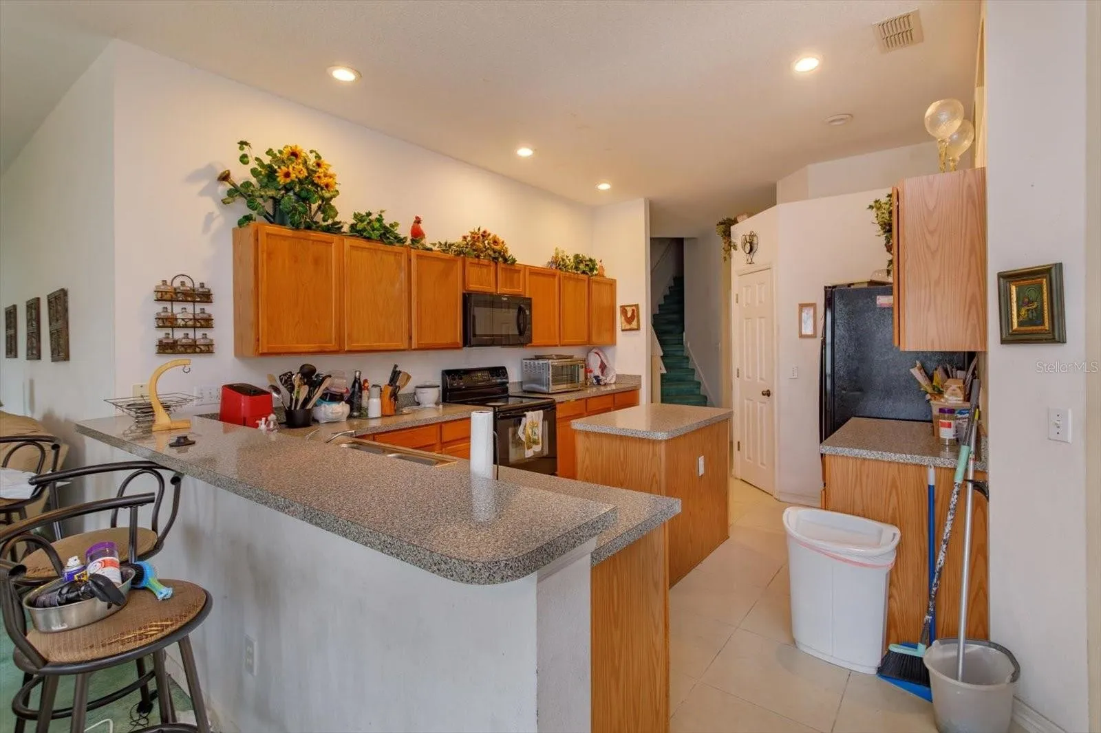 Slide show image of the Orlando Florida Home for Sale 05