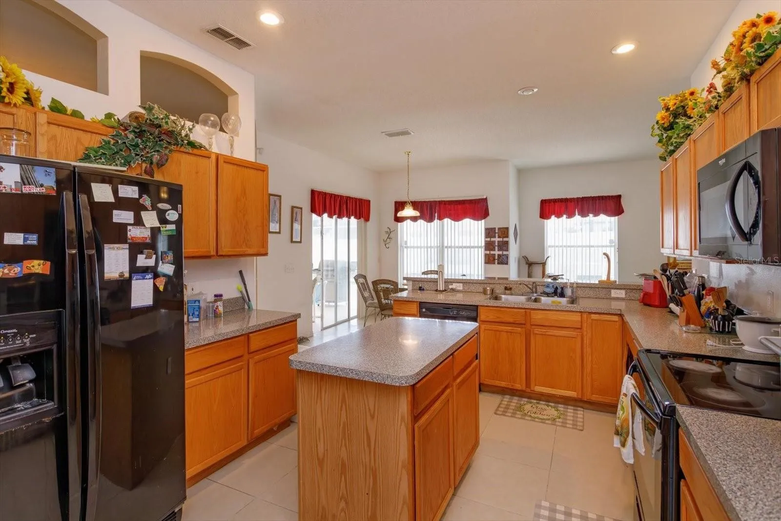 Slide show image of the Orlando Florida Home for Sale 07