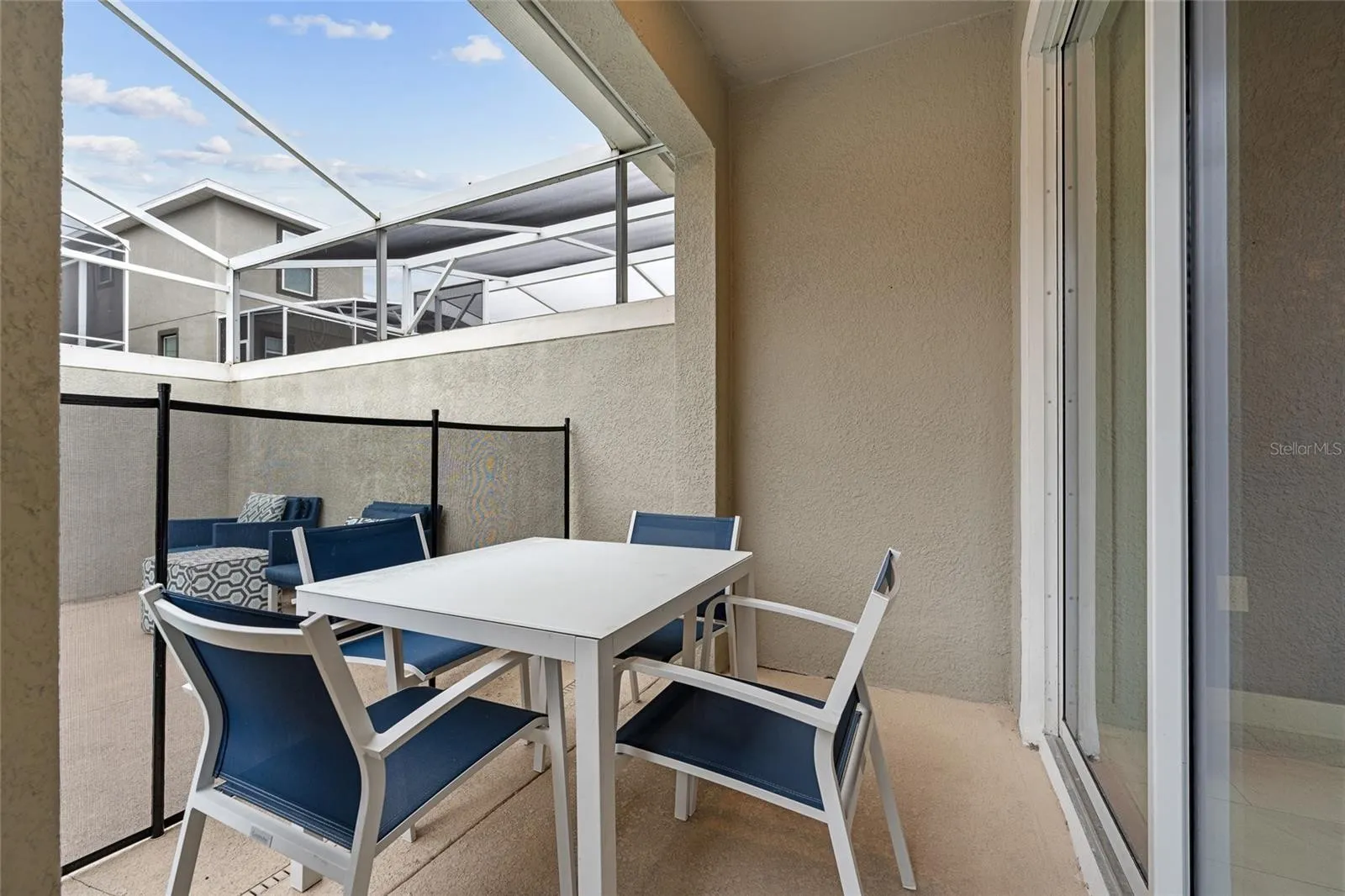 Slide show image of the Orlando Florida Home for Sale 45