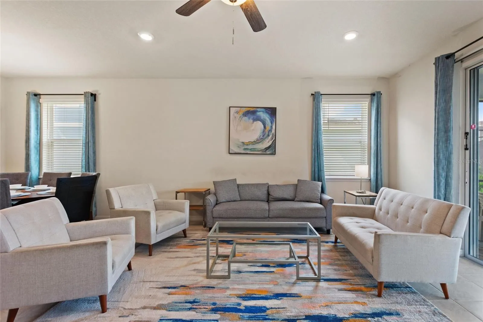 Slide show image of the Orlando Florida Home for Sale 14