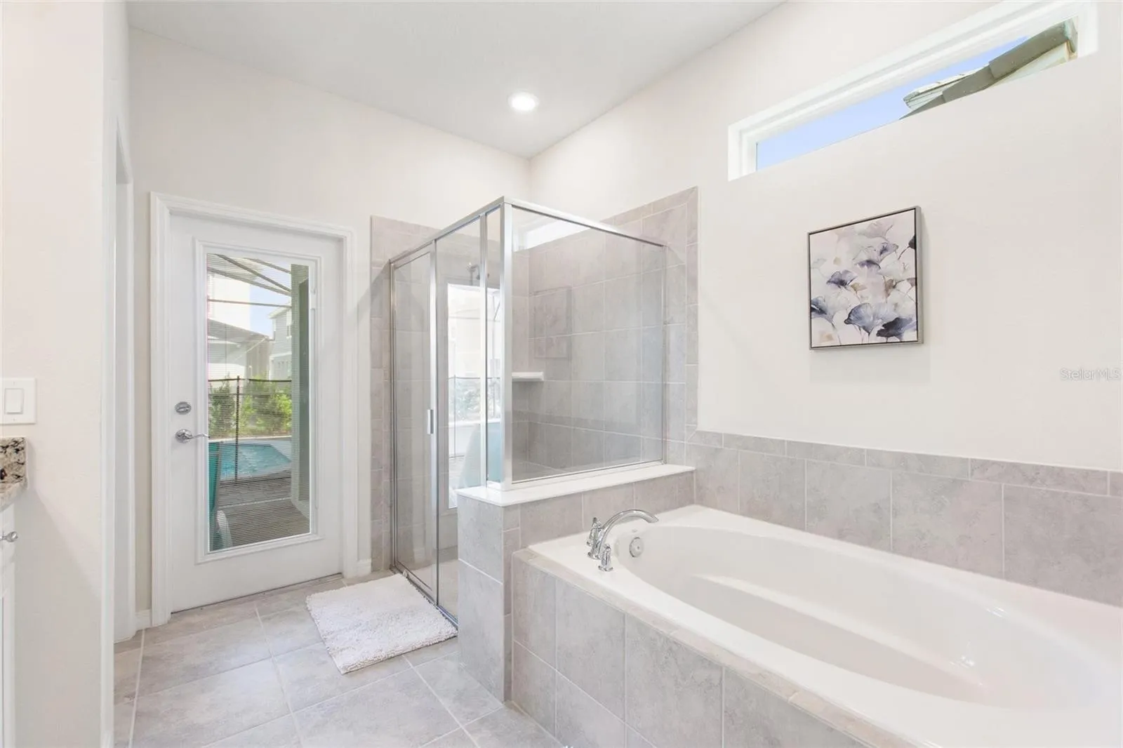 Slide show image of the Orlando Florida Home for Sale 20