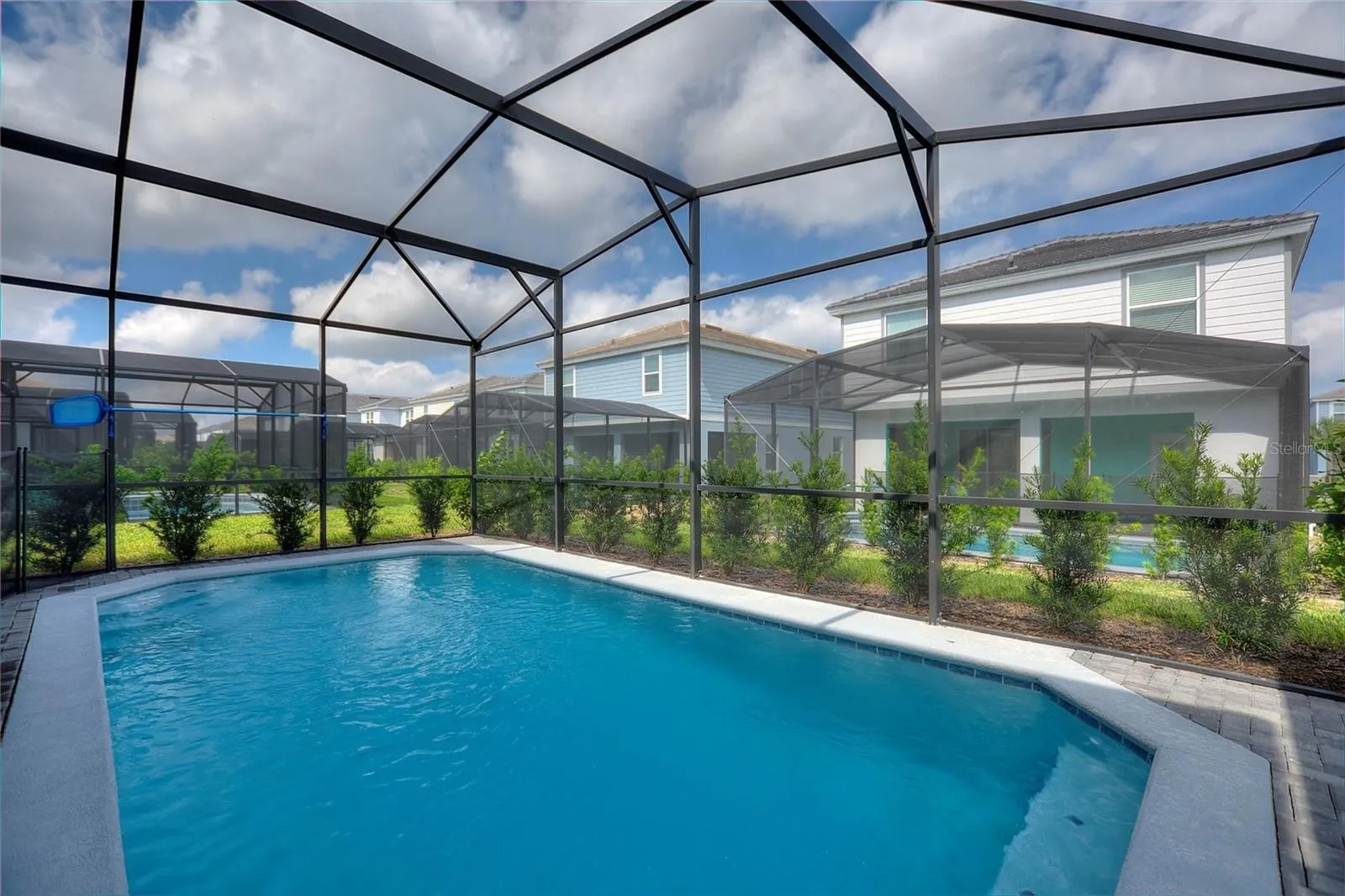Slide show image of the Orlando Florida Home for Sale 50
