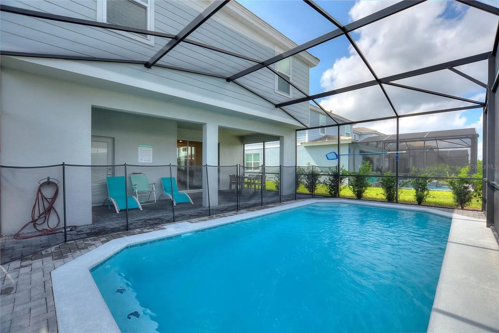 Slide show image of the Orlando Florida Home for Sale 51