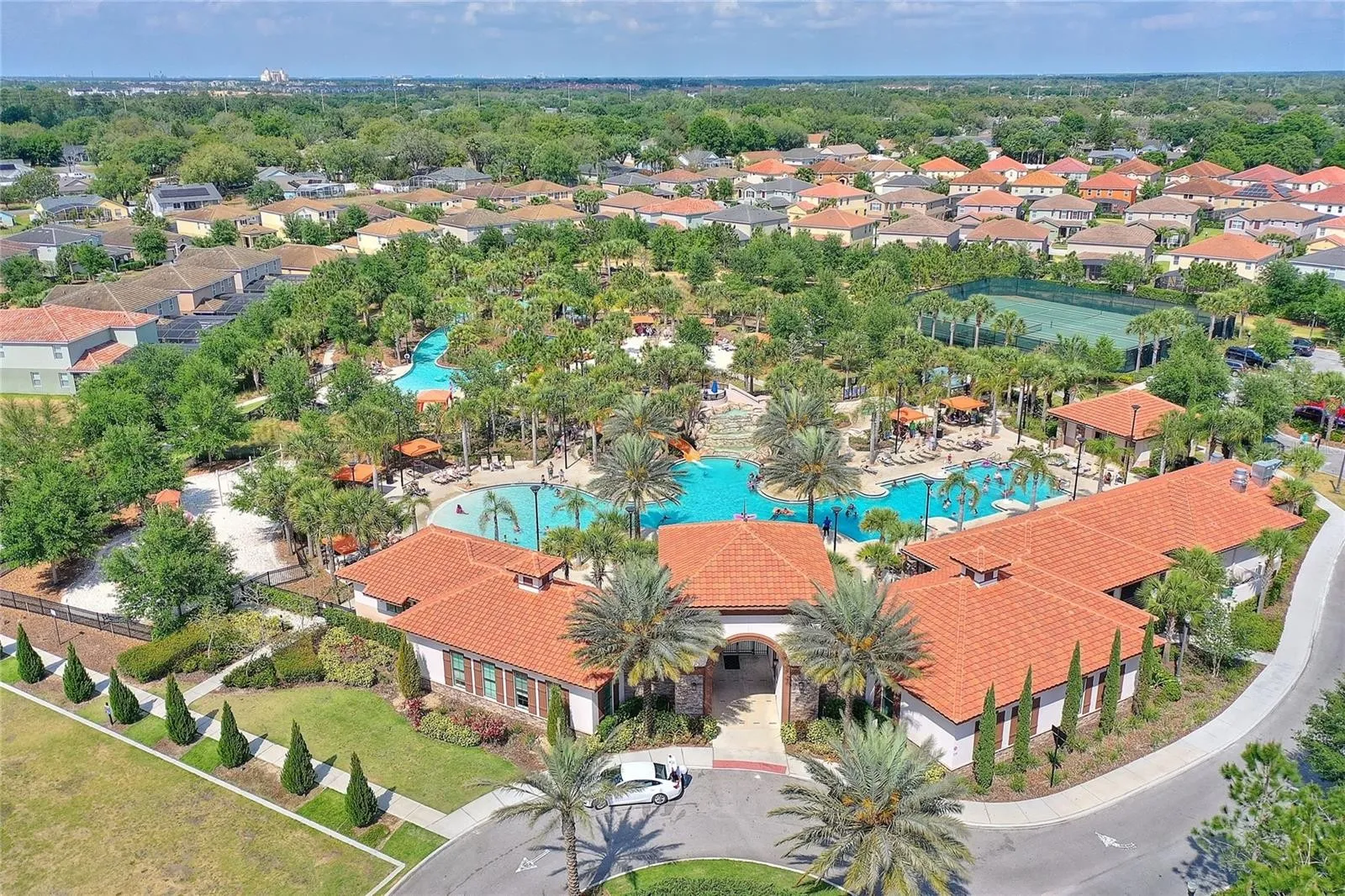 Slide show image of the Orlando Florida Home for Sale 66