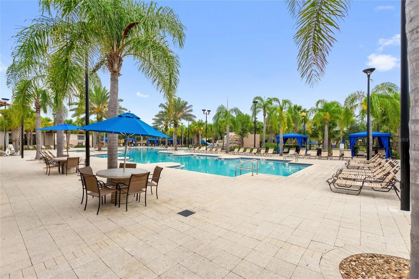 Slide show image of the Orlando Florida Home for Sale 67