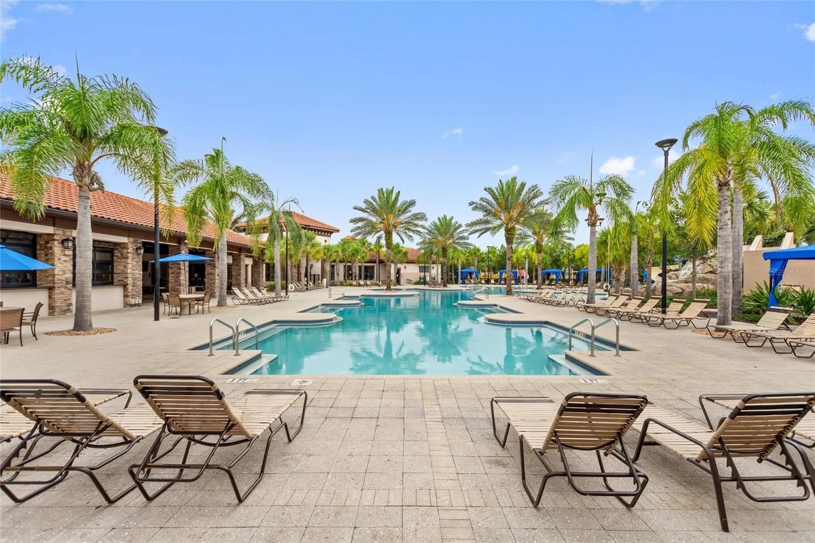 Slide show image of the Orlando Florida Home for Sale 68
