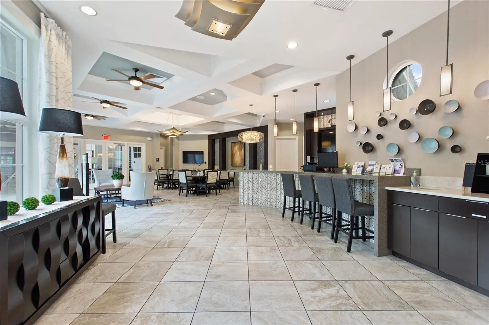 Slide show image of the Orlando Florida Home for Sale 76