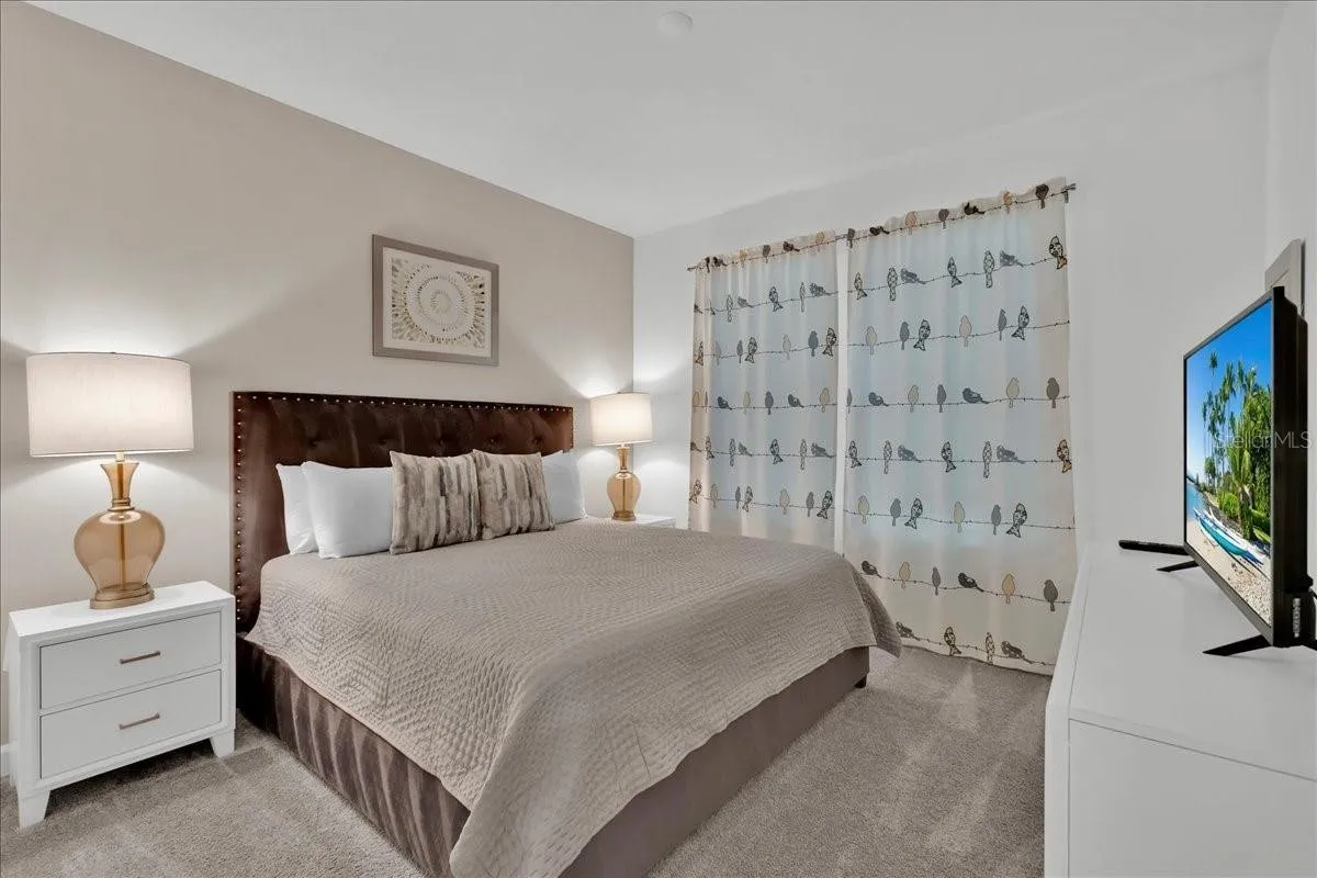 Slide show image of the Orlando Florida Home for Sale 08