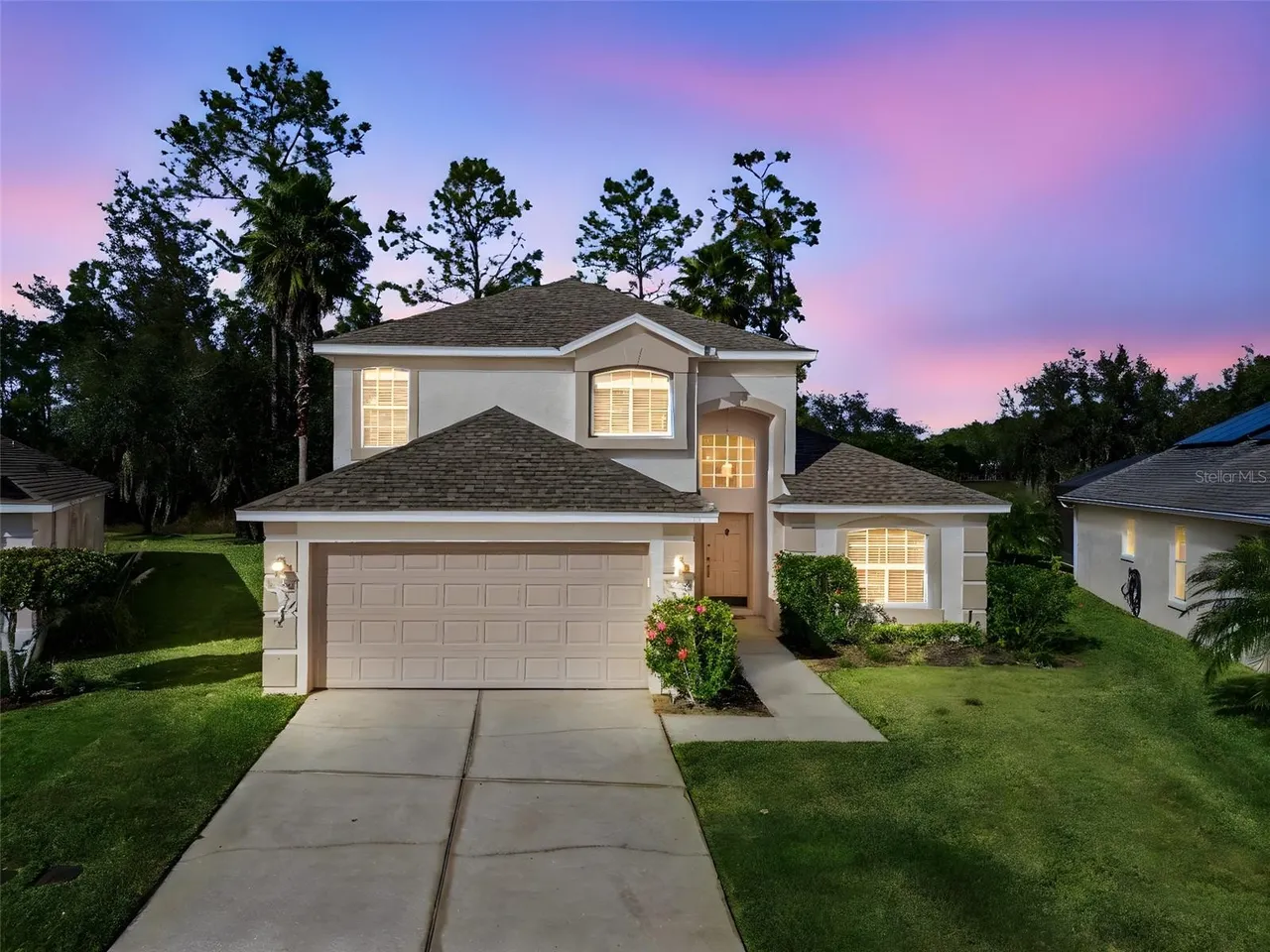 Slide show image of the Orlando Florida Home for Sale 47