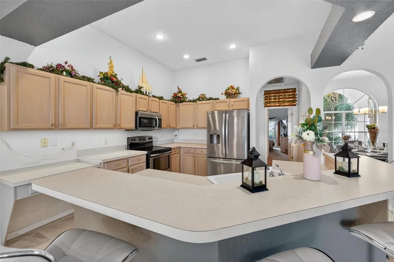 Slide show image of the Orlando Florida Home for Sale 20