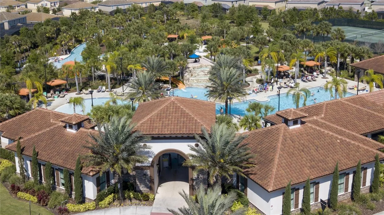 Slide show image of the Orlando Florida Home for Sale 54